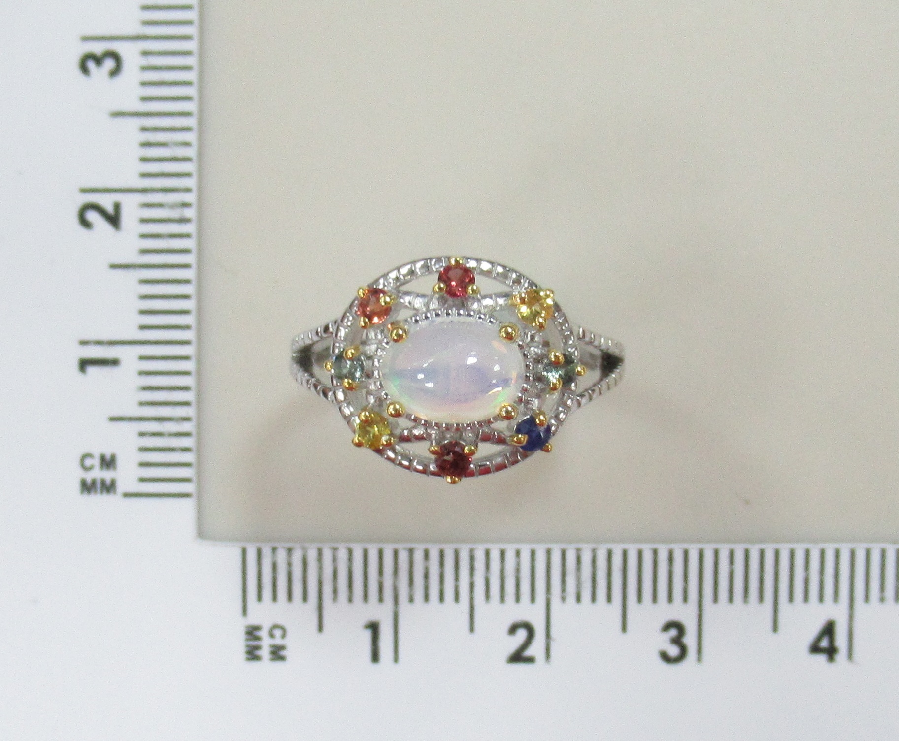 Серебряное кольцо с опалом и мультисапфирами